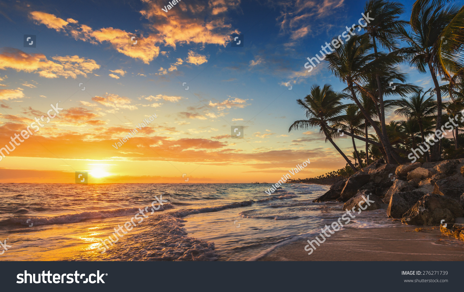 Landscape Paradise Tropical Island Beach Sunrise Stock Photo 276271739