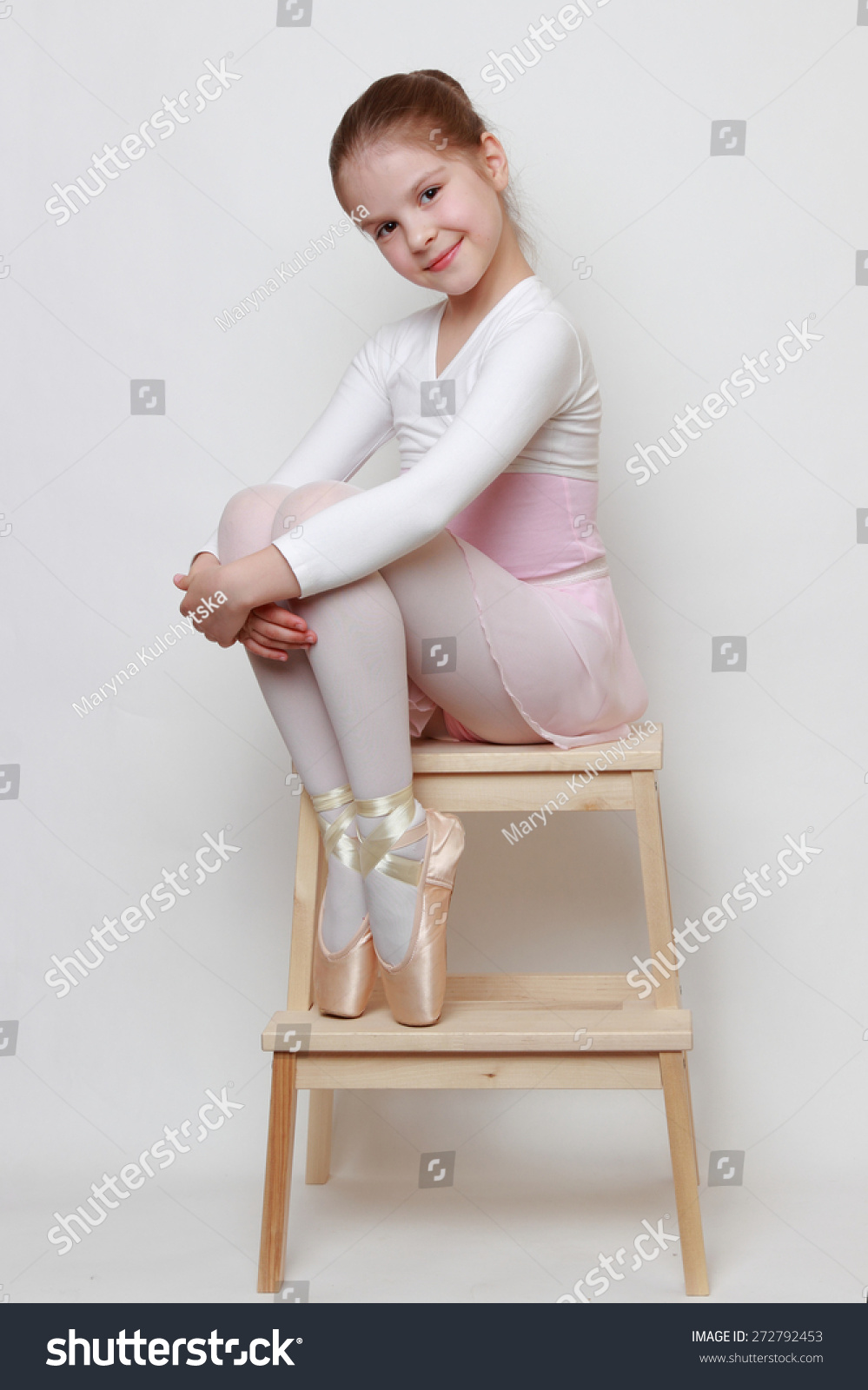 Little ballerina in pointe shoes Little ballerina in pointe shoes