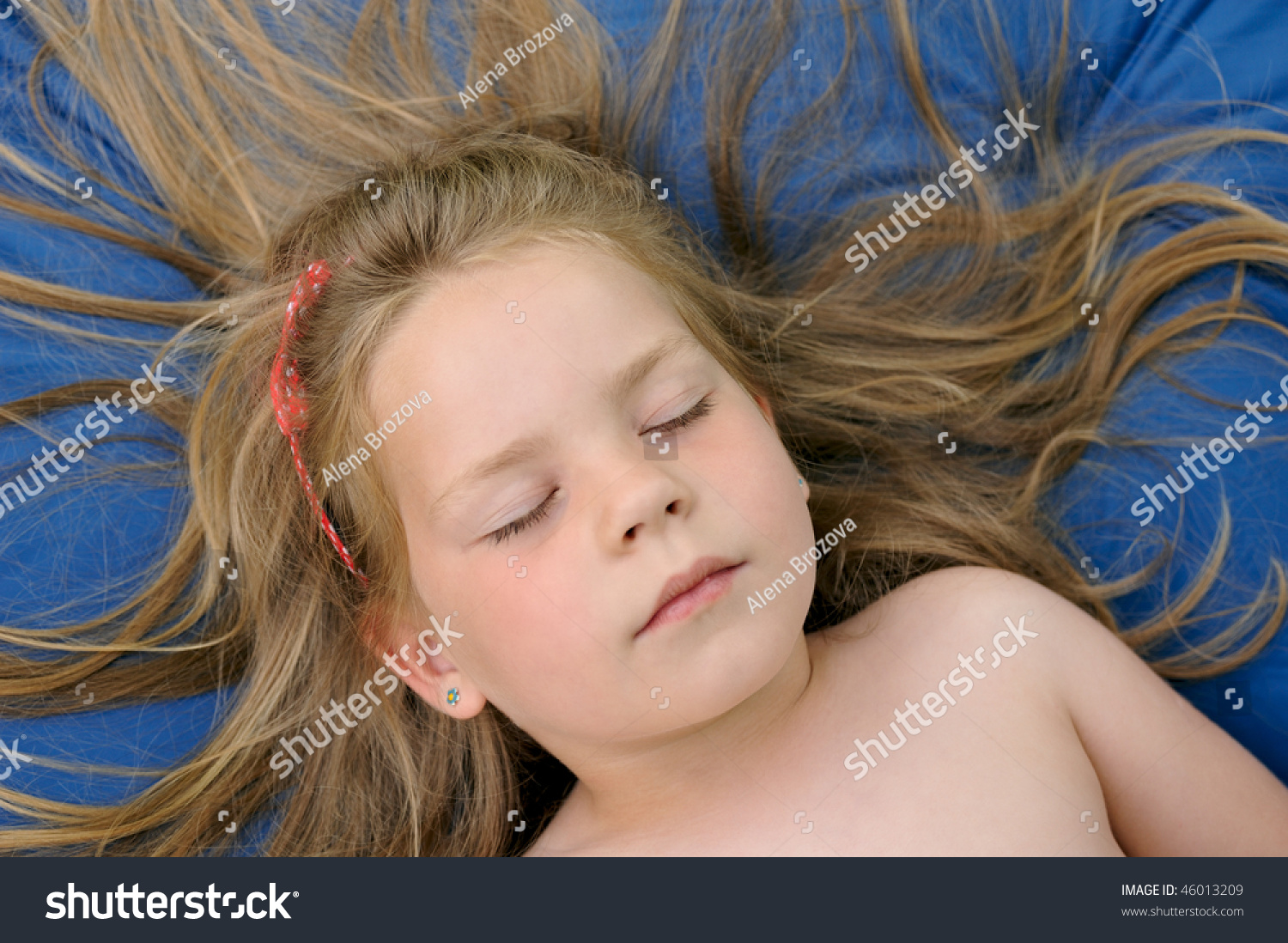 Little Girl Sunbathing Stock Photo 46013209 : Shutterstock