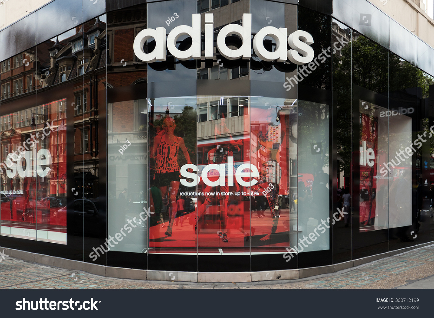 magasin adidas londres