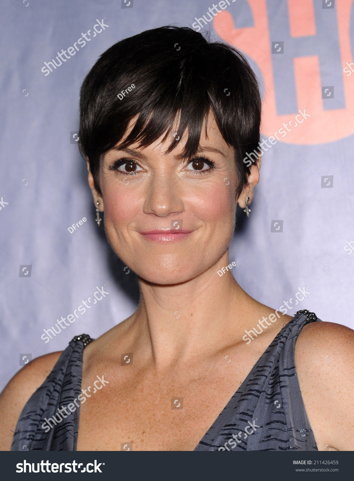 Los Angeles Jul Zoe Mclellan Stock Photo Shutterstock