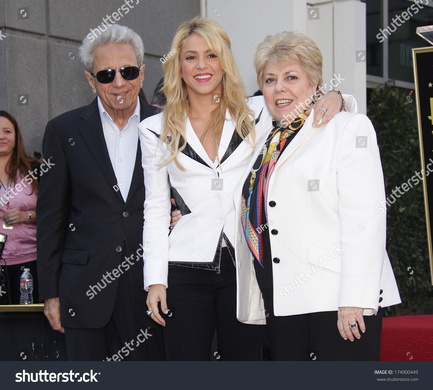 Los Angeles Nov 08 Shakira Parents Stock Photo 174900449 Shutterstock