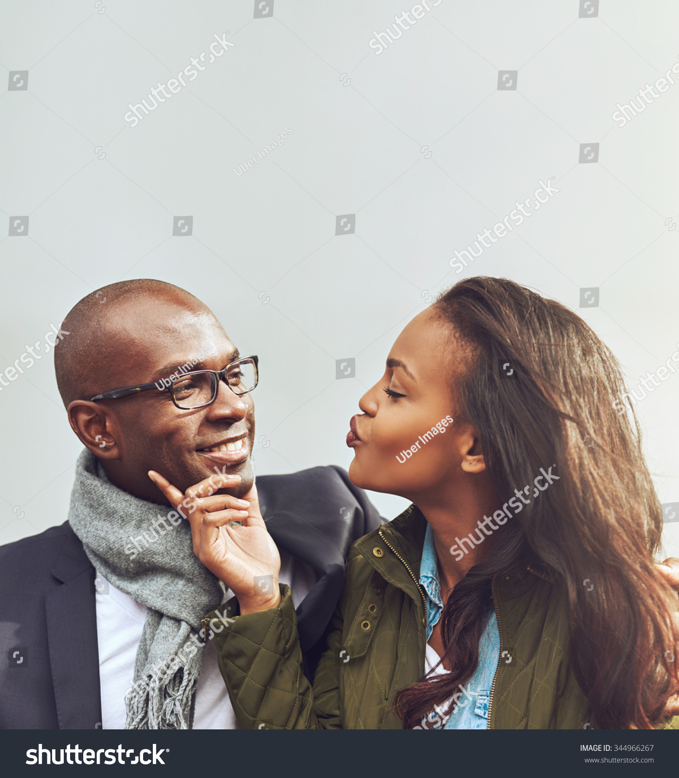 afro dating flirting afro dating flirting