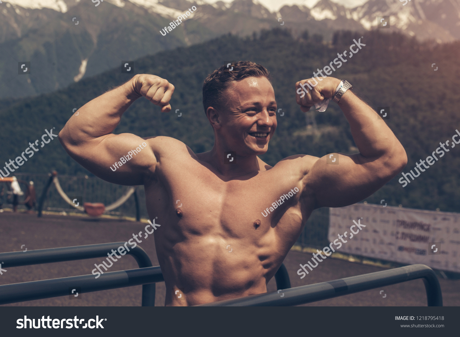 Muscular Caucasian Athletic Crossfit Sportsman Naked Stock Photo