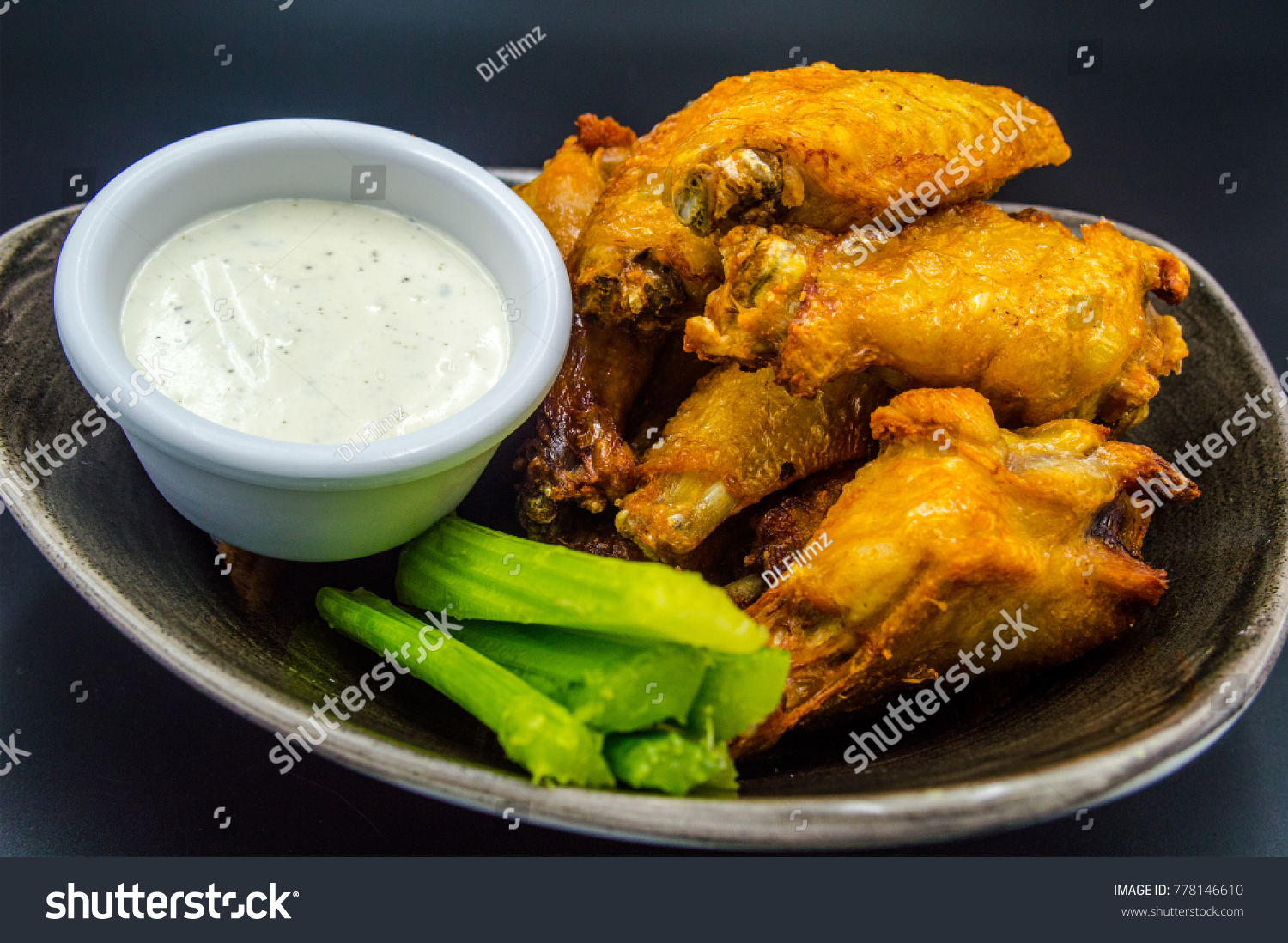 Naked Deep Fried Chicken Legs Wings Foto Stock Shutterstock