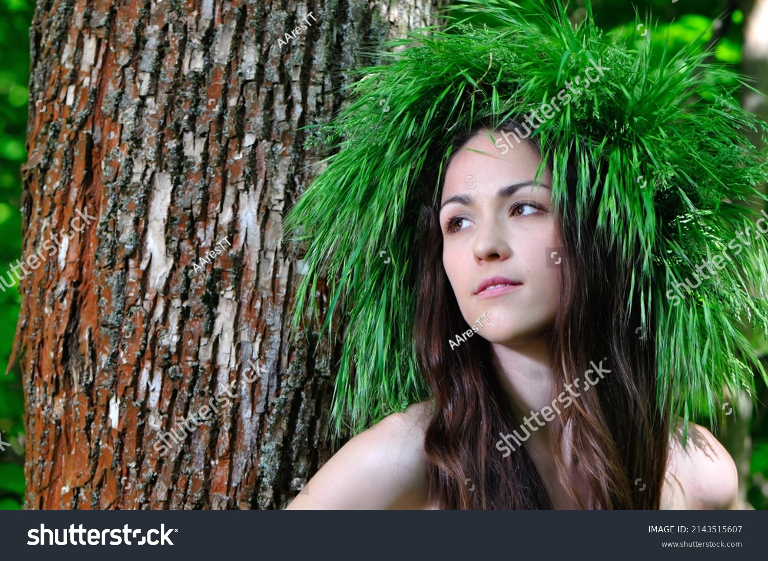 Naked Girl Wreath Around Tree Trunk Stock Photo Shutterstock