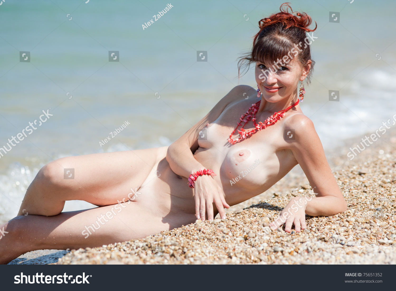Nude Middle Age Woman 11