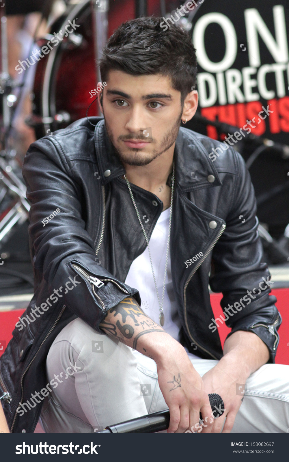 New York Aug 23 Zayn Malik Of One Direction Performs On Nbcs Today Show At Rockefeller Plaza 