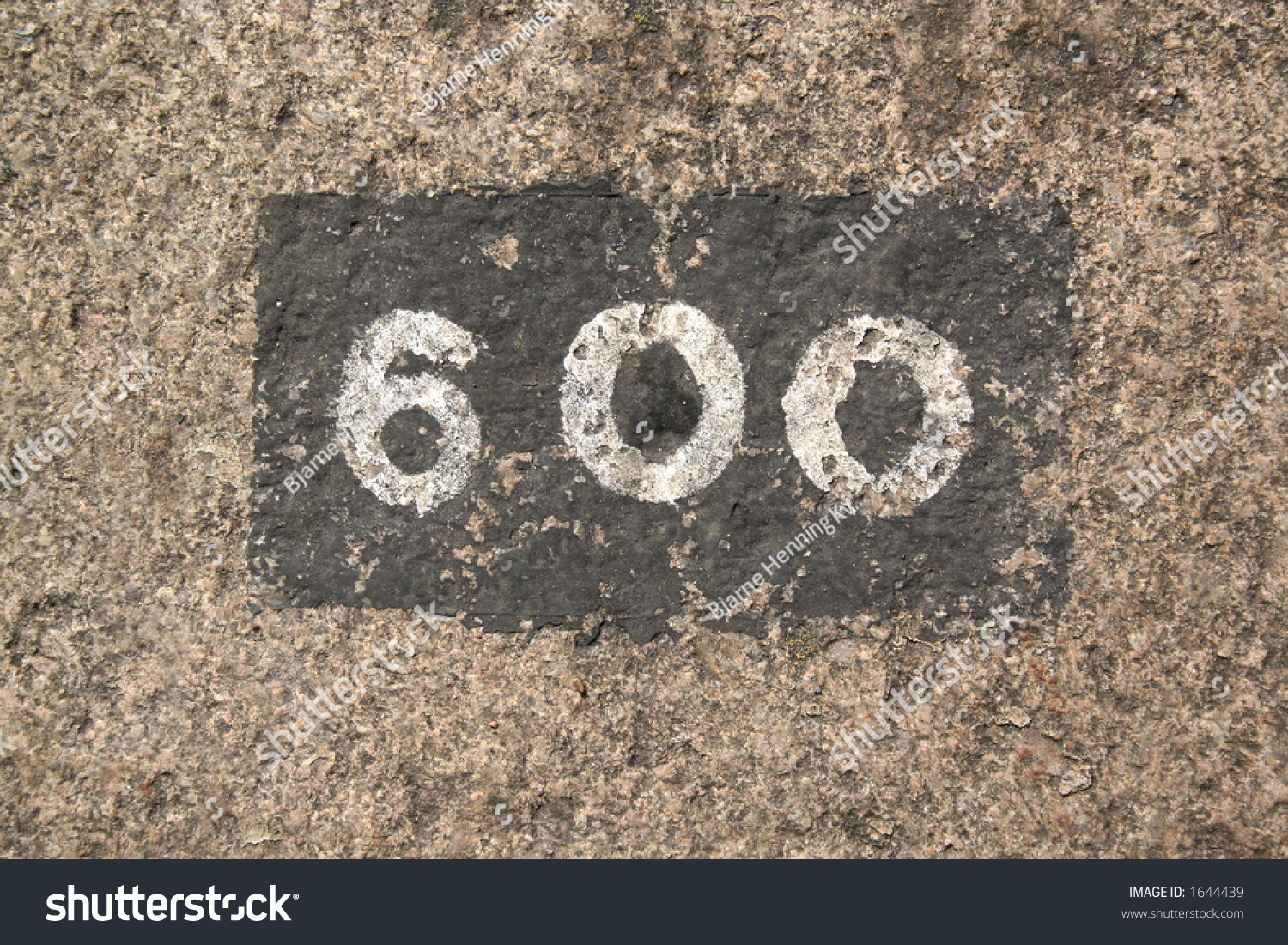 number-600-stock-photo-1644439-shutterstock