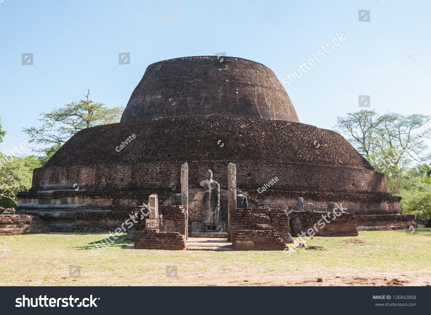 Pabalu Vehera In Ancient City Of Polonnaruwa Sri Lanka This Stupa Was