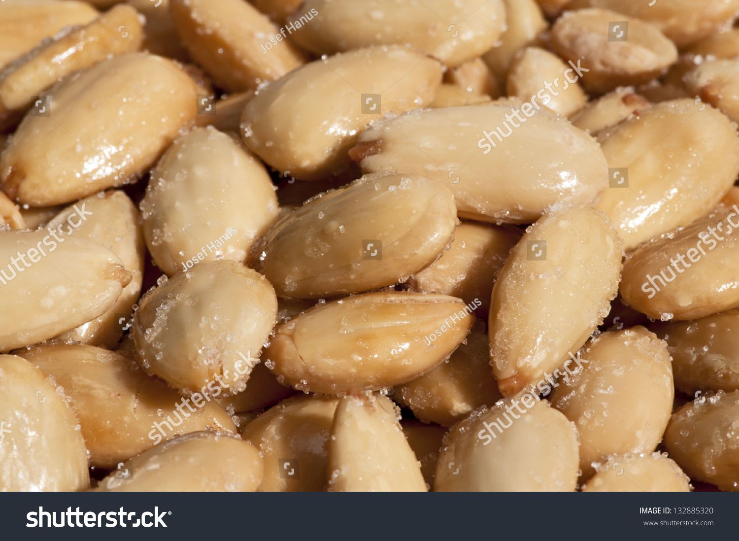 Peeled Almonds Nuts Fried And Peeled Salted Almonds On The Plate