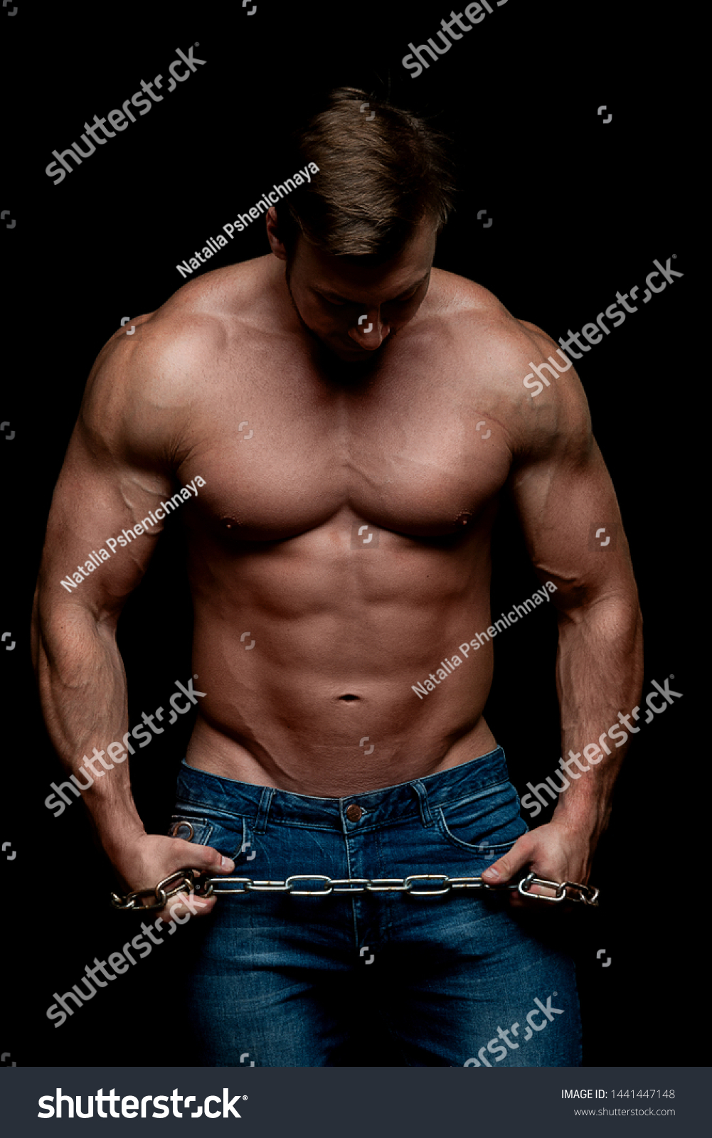 Perfect Athletic Male Body Muscular Man Stockfoto Jetzt Bearbeiten