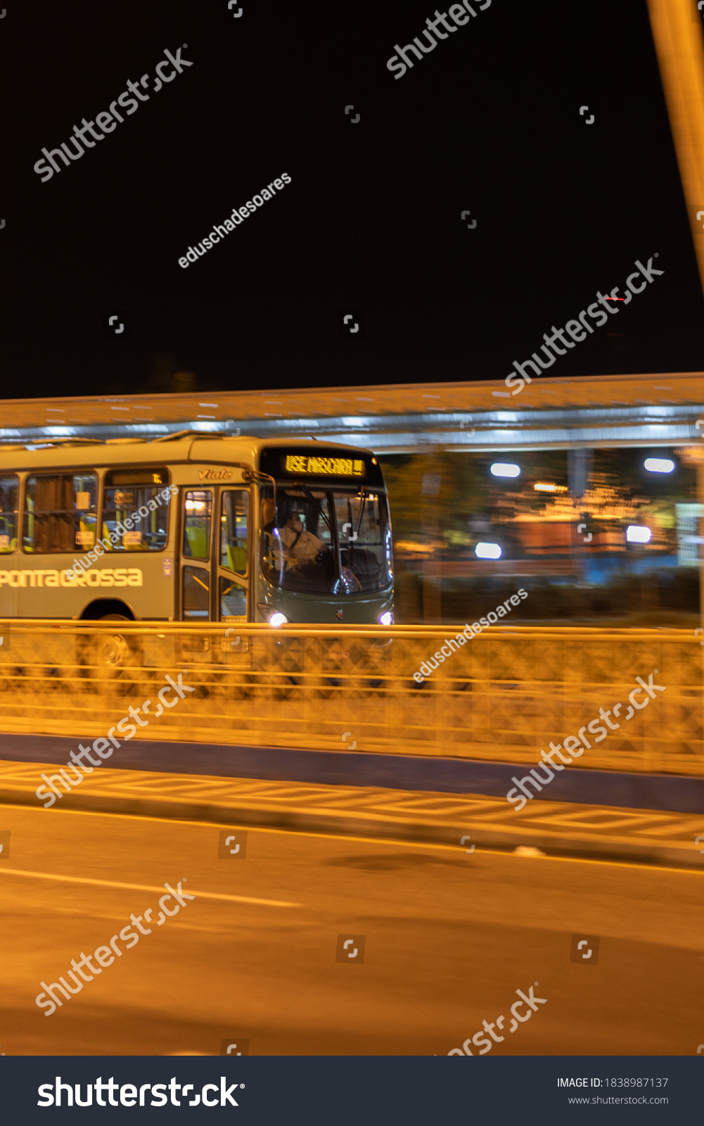 8 Transport Coletivo Images Stock Photos Vectors Shutterstock