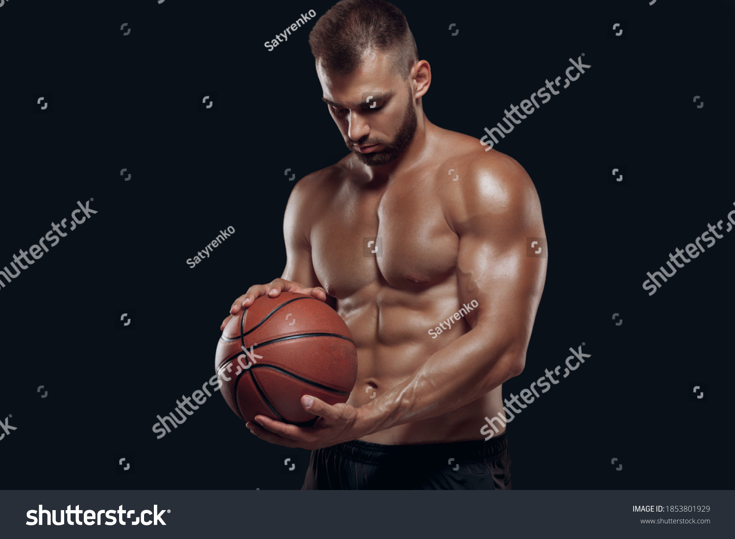 Portrait Very Muscular Naked Man Playing Foto Stock