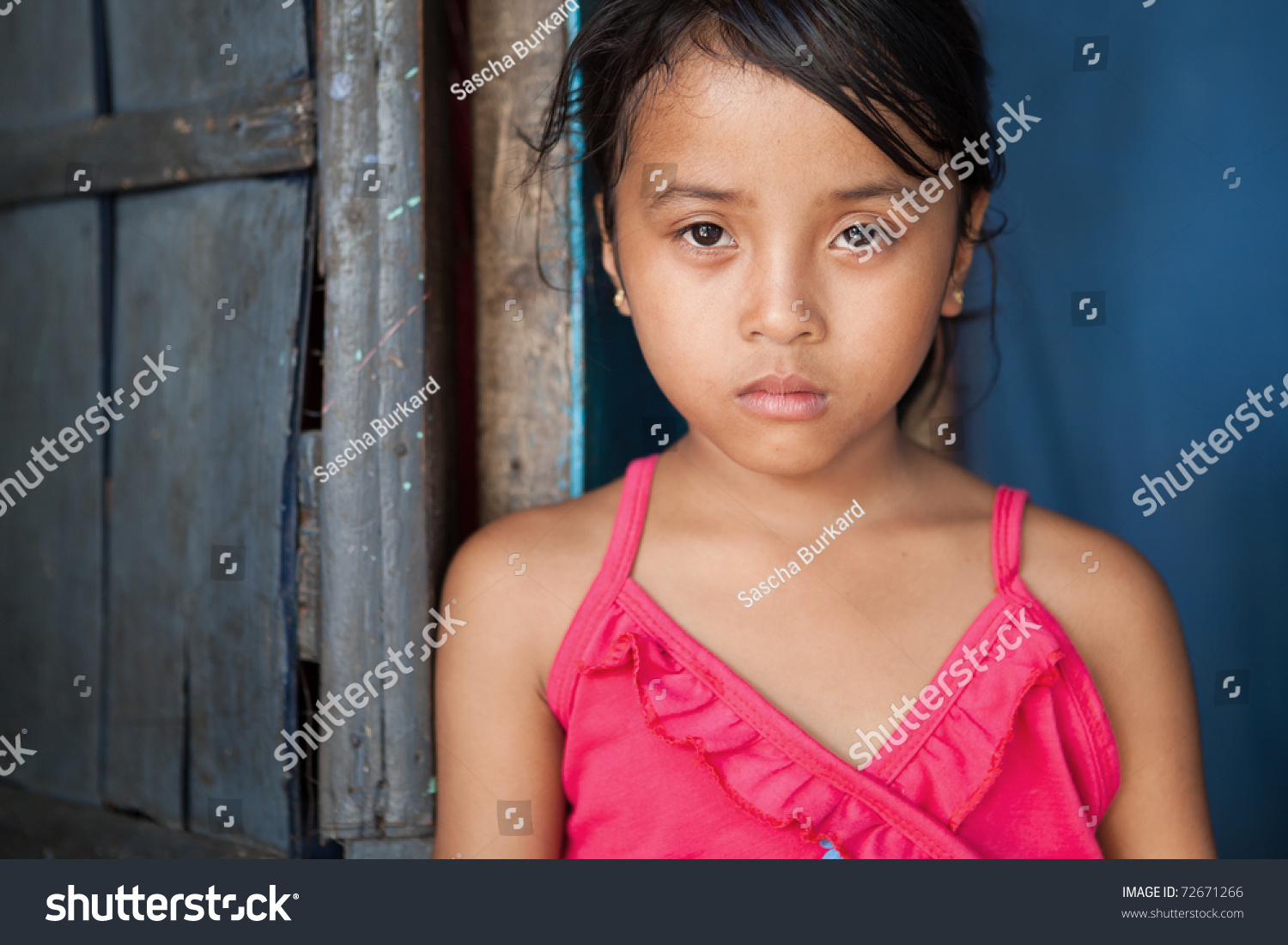Portrait Young Girl Povertystricken Area Manil
