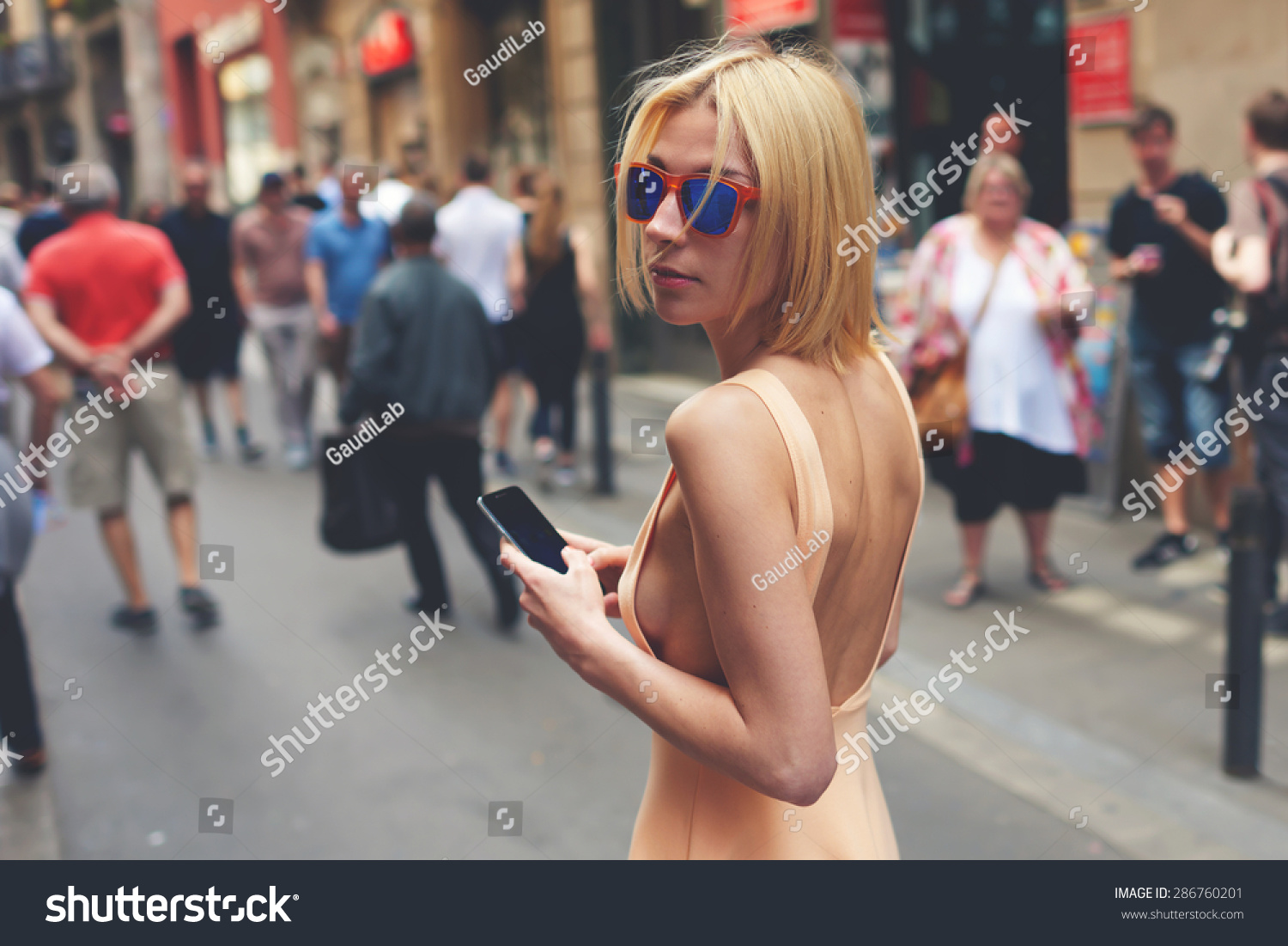 candid teen ass years ago from Jessie sexy naked girl holding camera phone