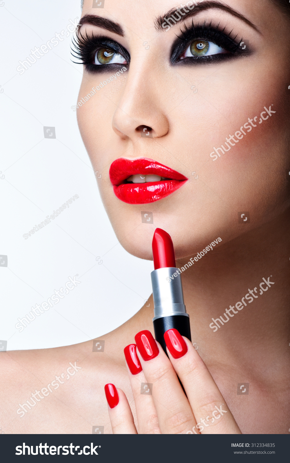 Professional Lips Makeup Red Lipstick Beauty Girl Applying Lipsticksexy Lips Makeup And Dark 9803