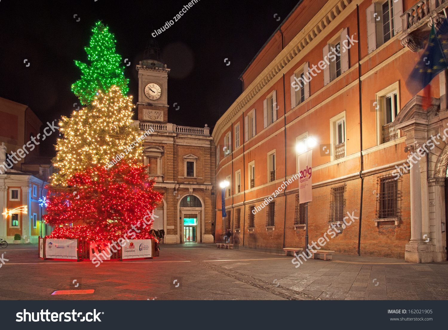 Ravenna, Italy âÂ?Â?December 19 Christmas Three Lights In People