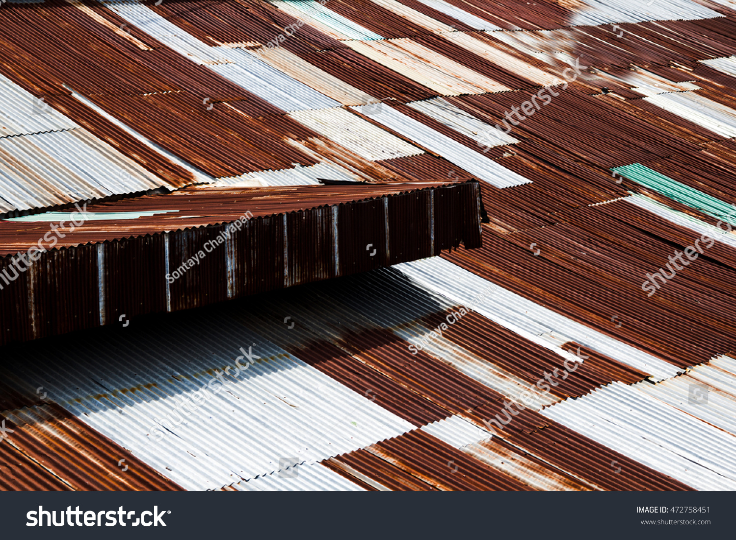 Rusted Galvanized Iron Roof Tiles Stock Photo 472758451 Shutterstock