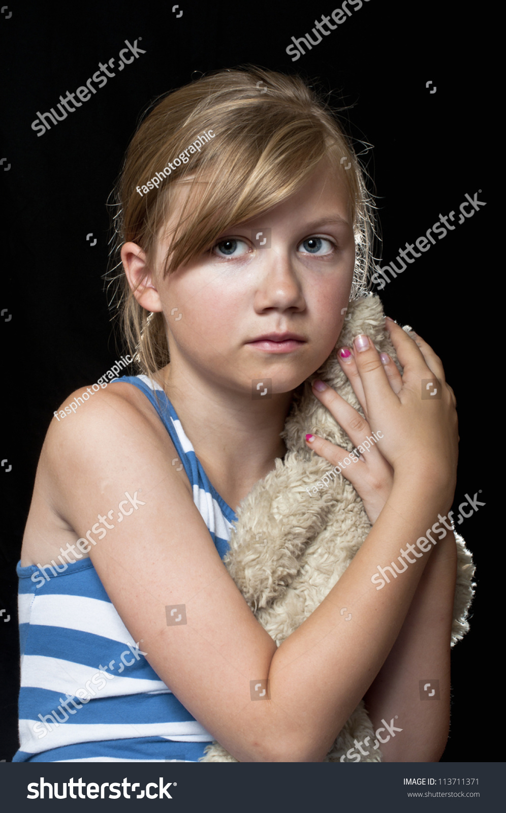 Scared Girl Stock Photo 113711371 - Shutterstock