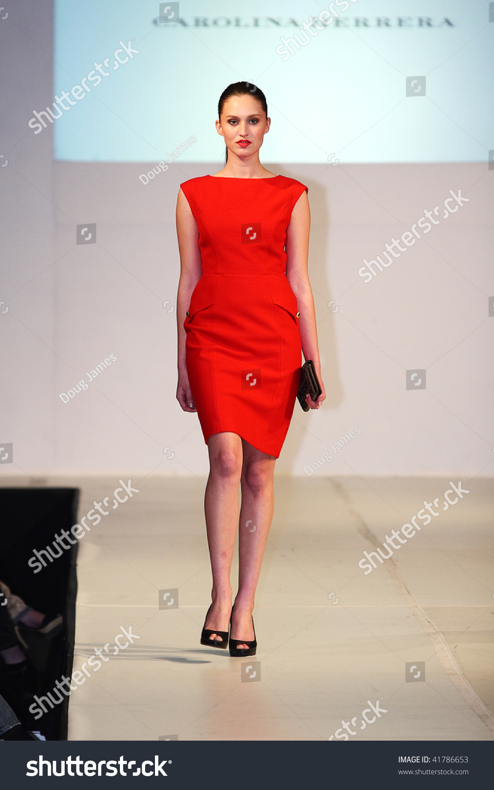 Carolina herrera fashion valley 33 Carolina herrera fashion valley 67