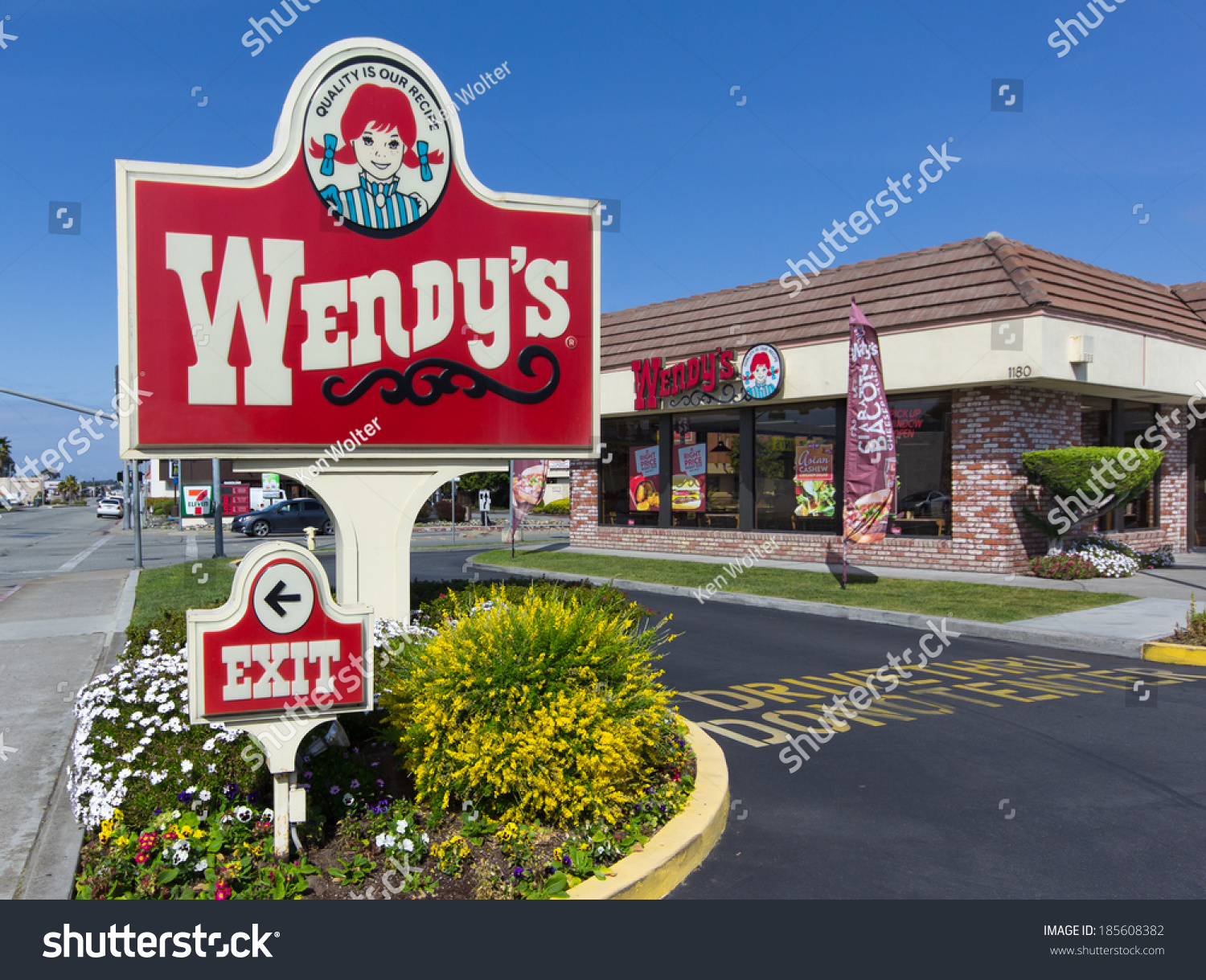 Seaside, Ca Usa - March 27, 2014: Wendy's Fast Food Restaurant Exterior 