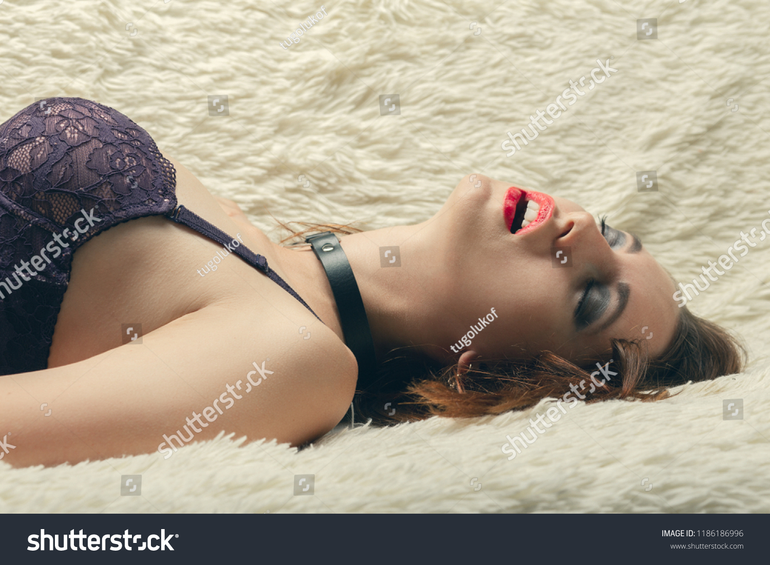 Sensual Aroused Woman Lingerie Lying On Photo De Stock Modifiable