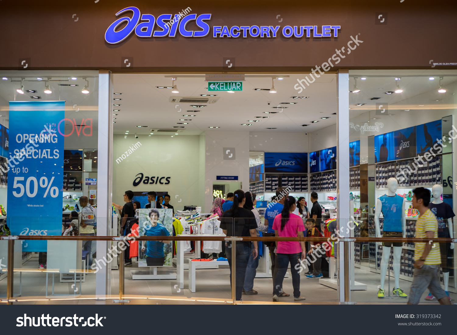 mitsui outlet asics