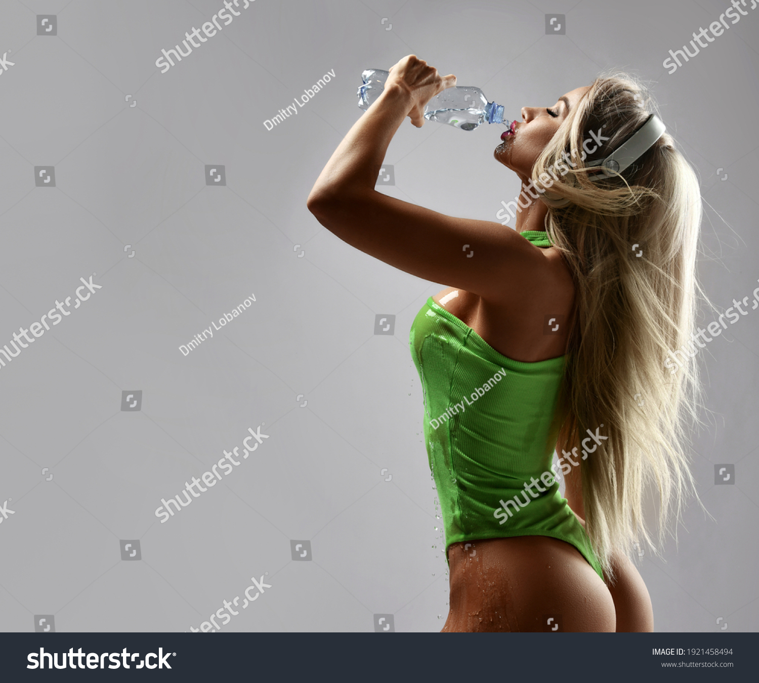 Sexy Fitness Slim Sport Blonde Woman Stock Photo Edit Now 1921458494