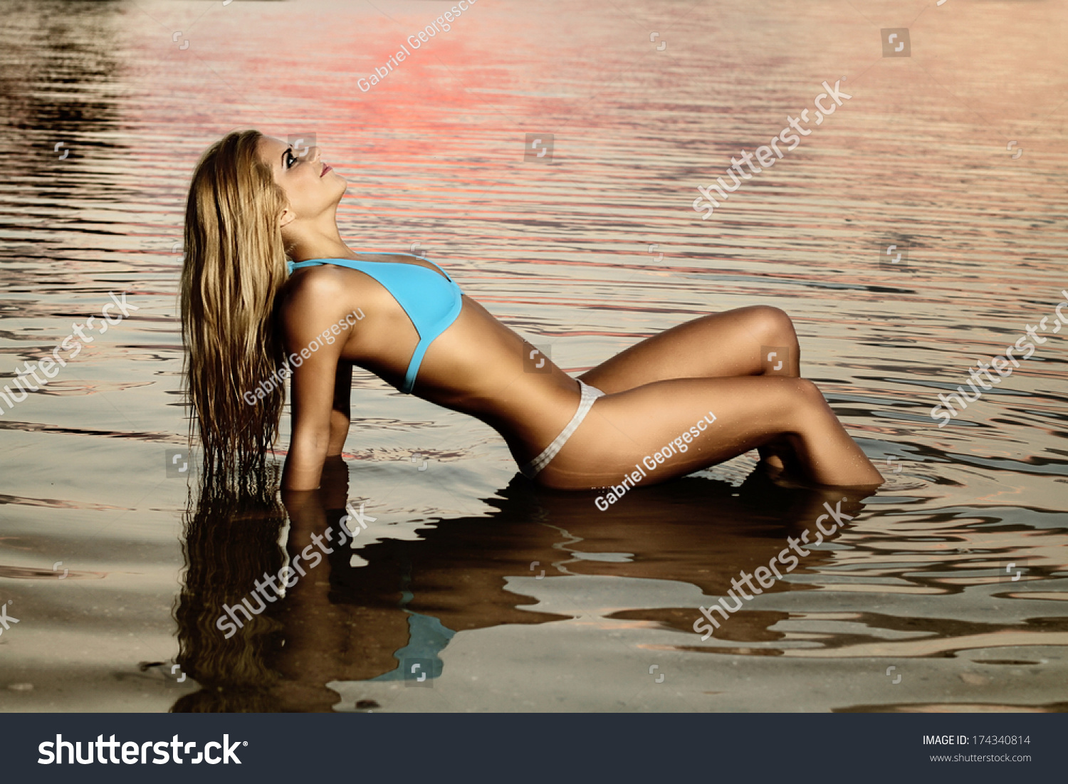 Sexy Girl Bikini Posing Sunseterotic Photo Stock Photo 174340814