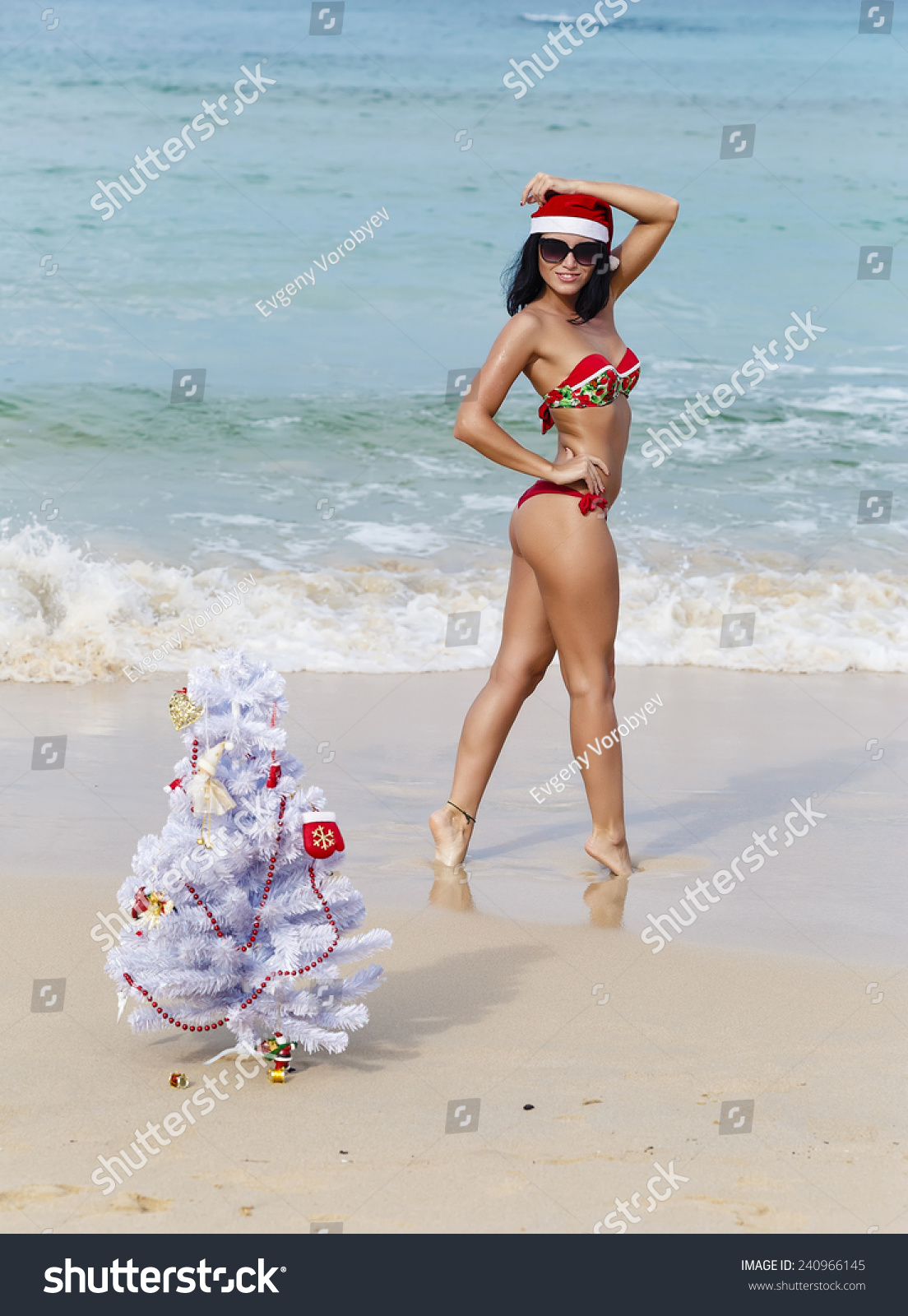 Sexy Girl Santa Bikini On Beach Foto De Stock Editar Ahora 240966145