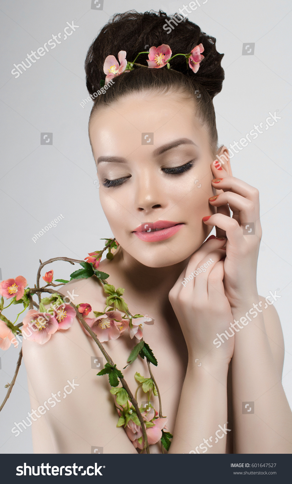 Sexy Nude Beautiful Woman Flowersfashion Art Shutterstock