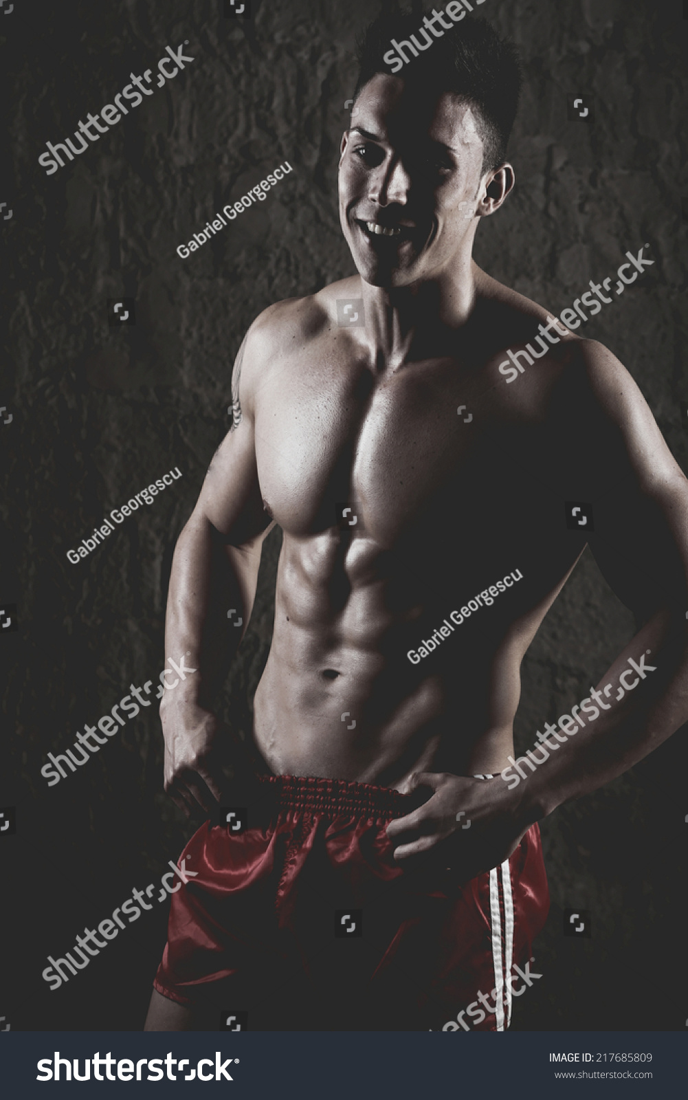 Sexy Portrait Very Muscular Shirtless MaleẢnh có sẵn Shutterstock