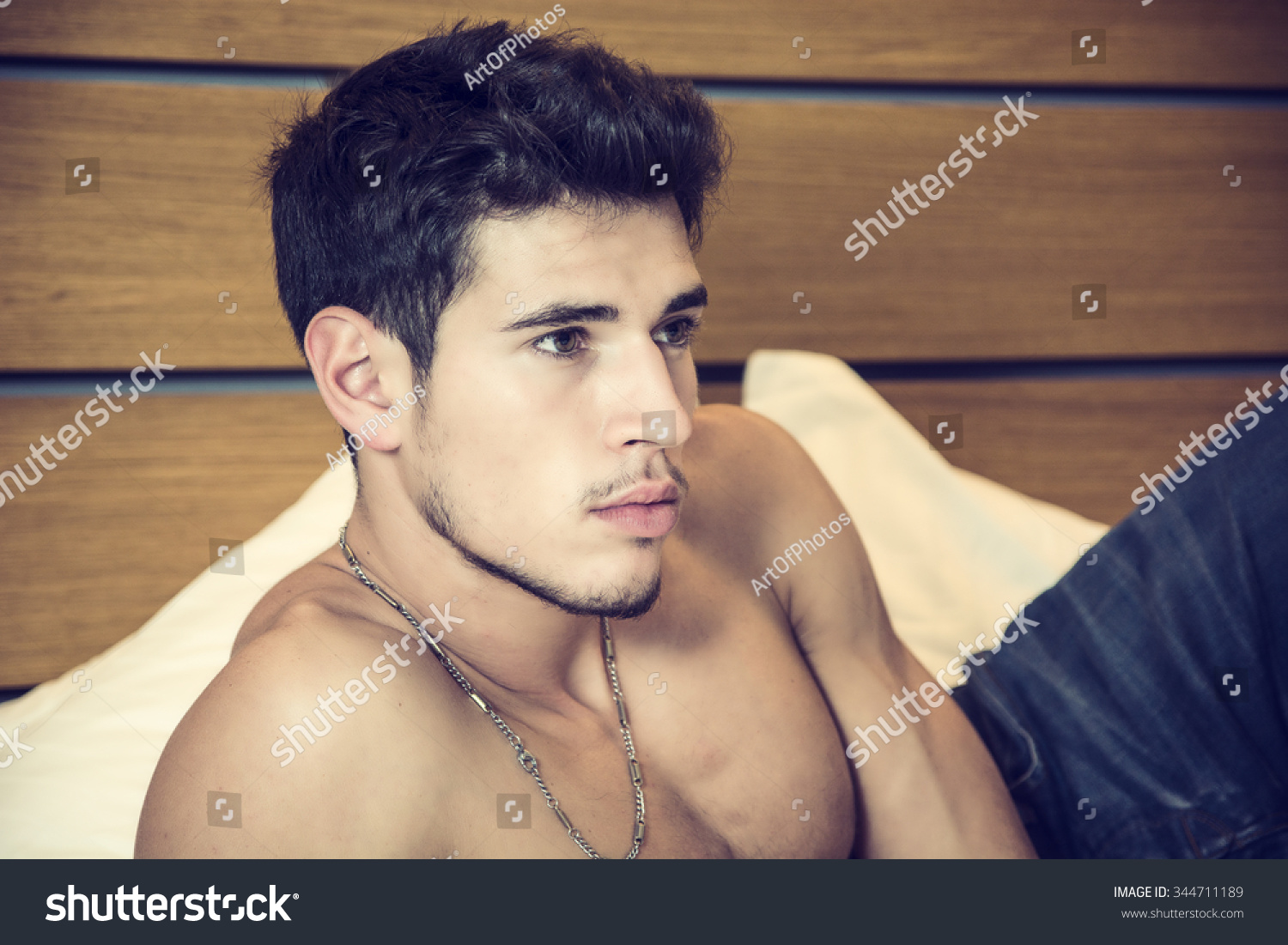 Photo De Stock Shirtless Sexy Male Model Lying Alone Shutterstock