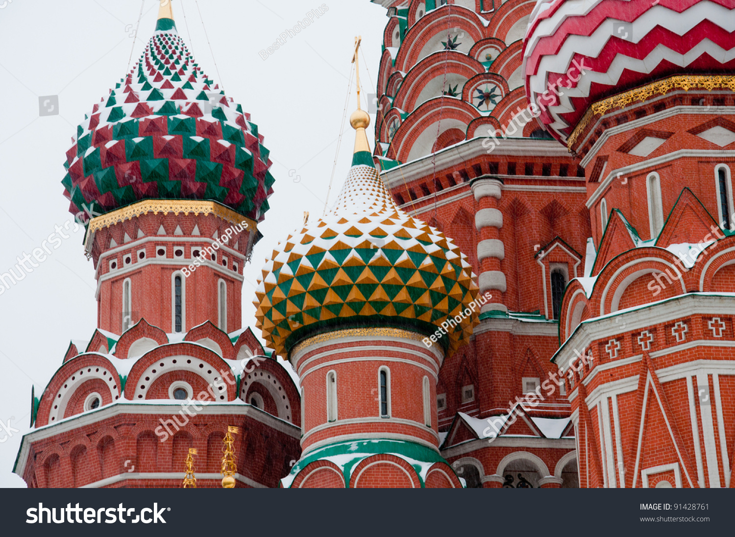 stock-photo-st-basil-s-cathedral-in-the-snow-moscow-russia-91428761.jpg