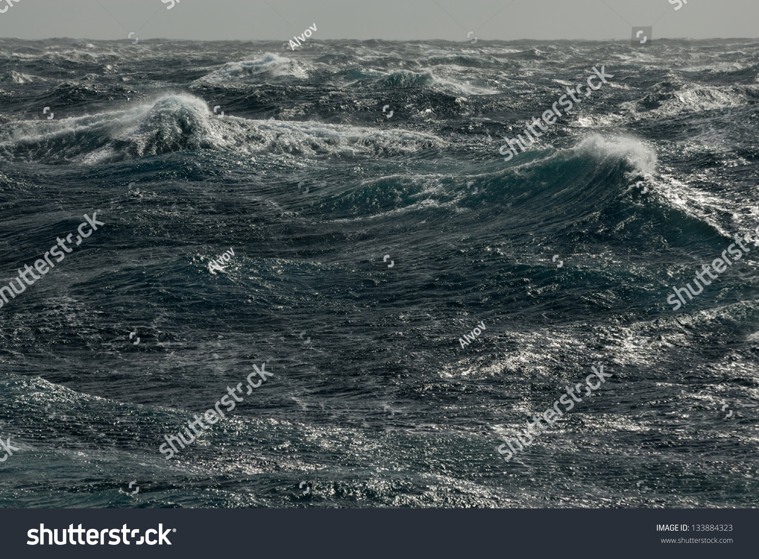 Storm Waves Pacific Ocean Stock Photo 133884323 Shutterstock