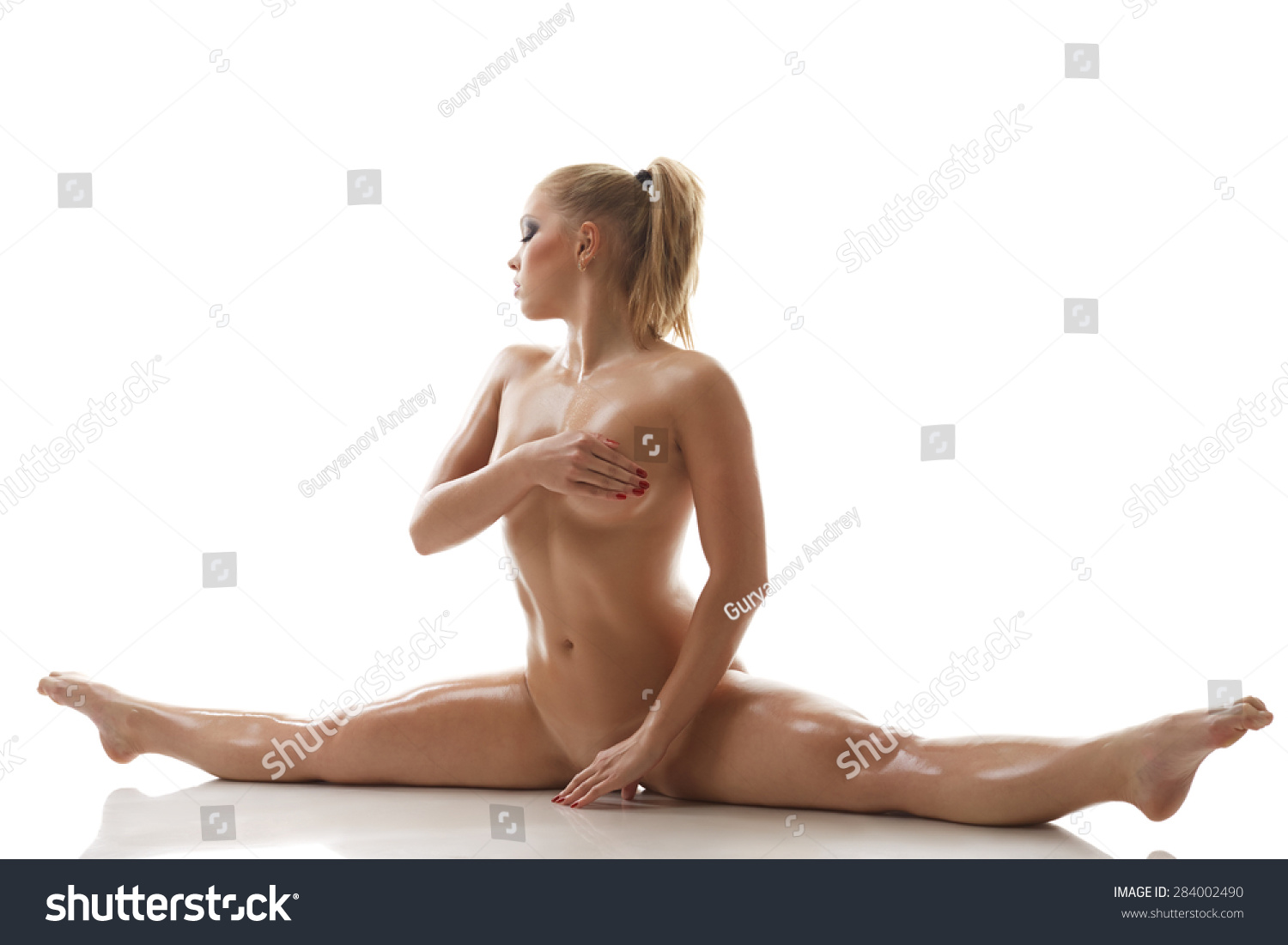 Women Doing The Splits Nude 72