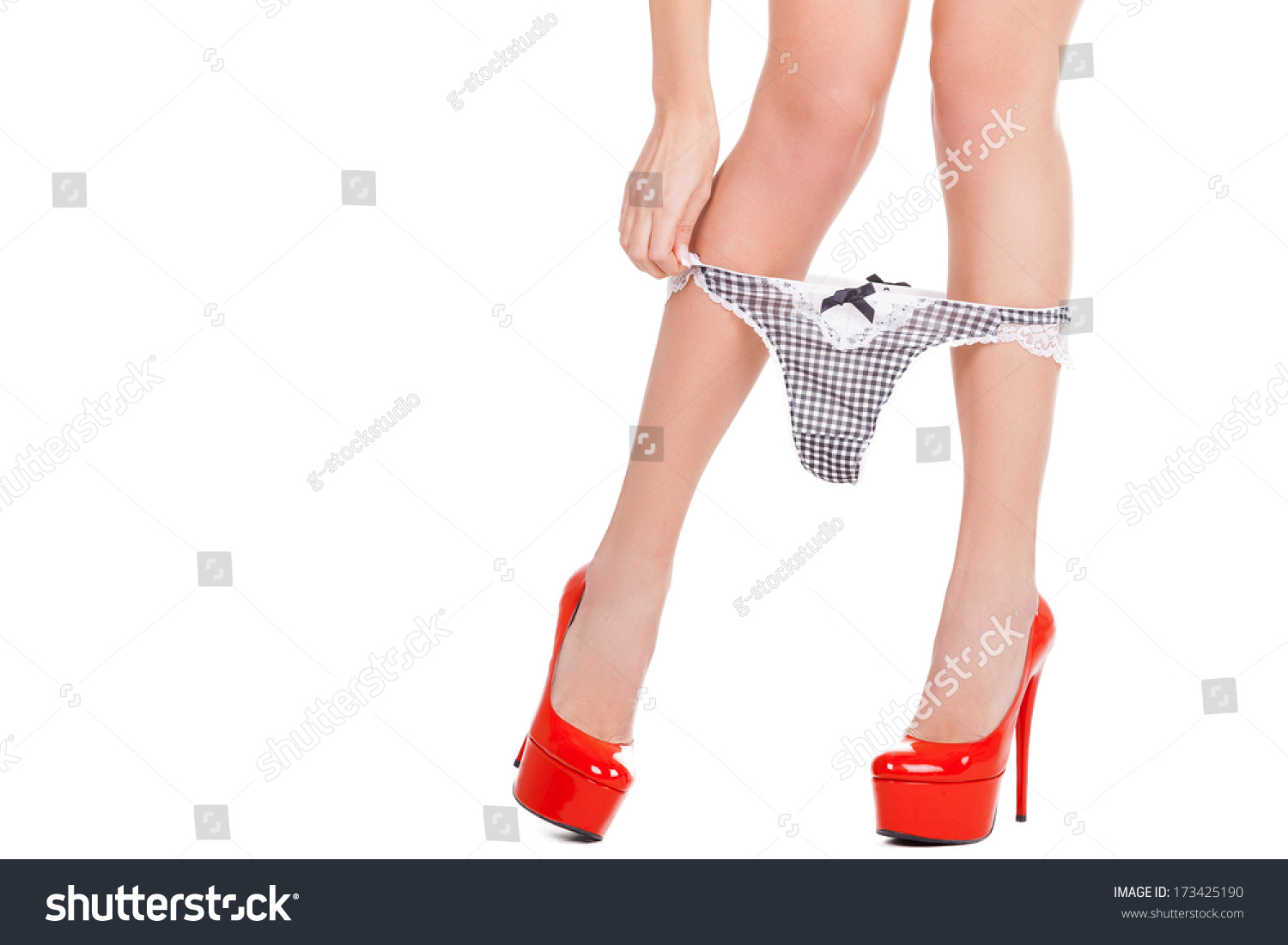 nudist pain blog foxy brown rapper legs