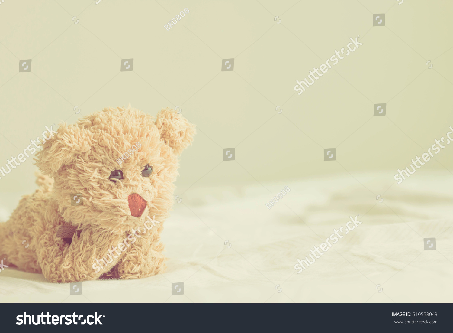 teddy bear lying down