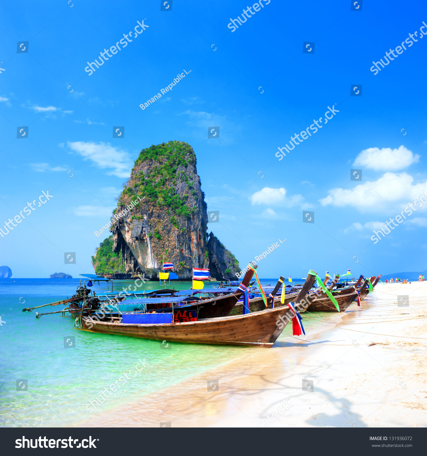 the natural scenery of the journey tourism essay In summary: its attractions include the natural beauty of rainforests, islands and beaches as well as the profits leak back to the north through tour companies, plane tickets, foreign-owned accommodation and use of non-local supplies. the natural scenery of the journey tourism essay In summary: its attractions include the natural beauty of rainforests, islands and beaches as well as the profits leak back to the north through tour companies, plane tickets, foreign-owned accommodation and use of non-local supplies.