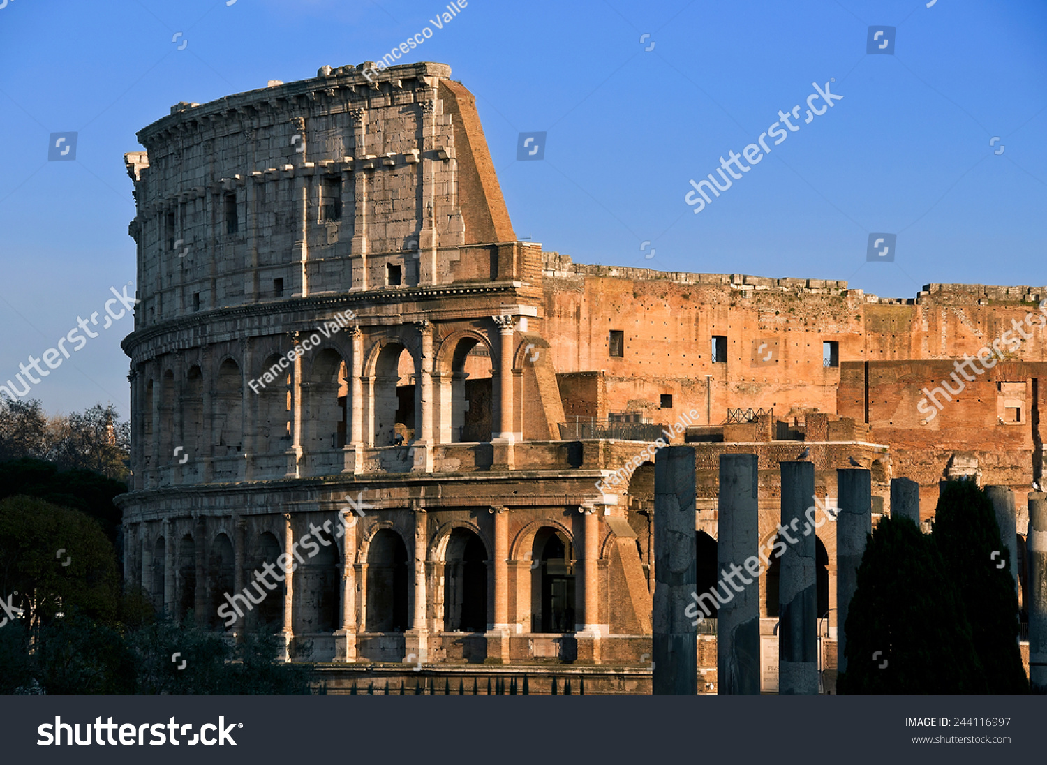 largest-amphitheater-in-the-world-the-colosseum-could-hold-it-is