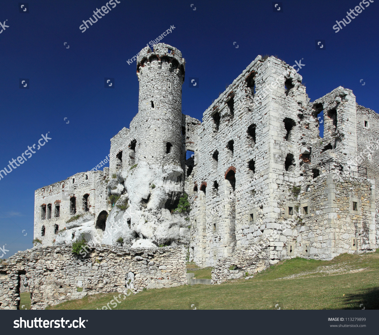 The Old Castle Ruins Of Ogrodzieniec Fortifications, Poland. Stock ...