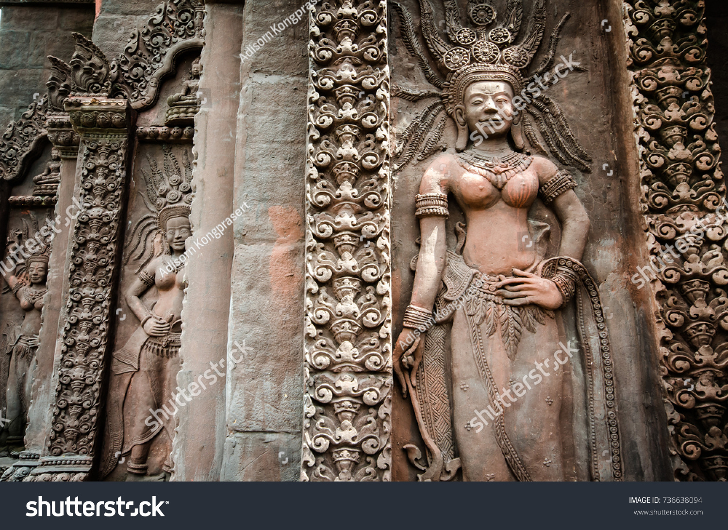 Statue Apsara Dancing Foto De Stock 736638094 Shutterstock