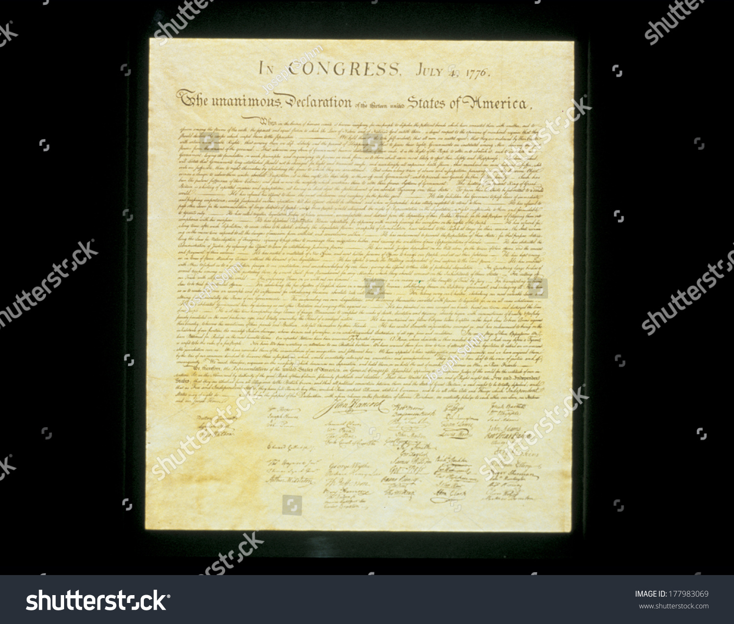 this-shows-the-original-declaration-of-independence-in-its-entirety