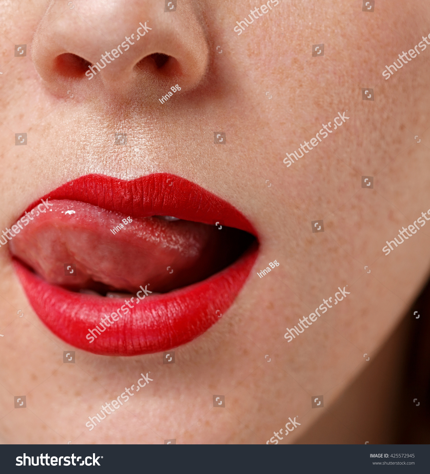 Open Mouth Tongue Kissing 43