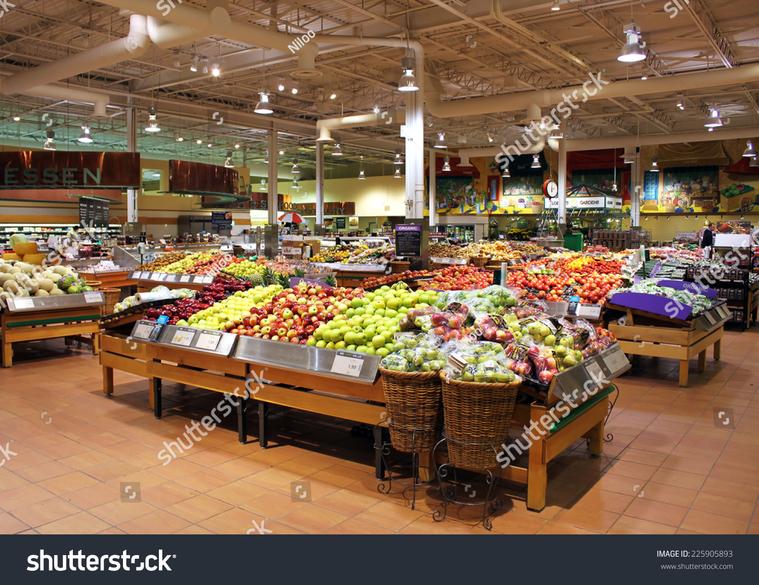 Toronto Canada May 06 2014 Loblaws Stock Photo 225905893 - Shutterstock