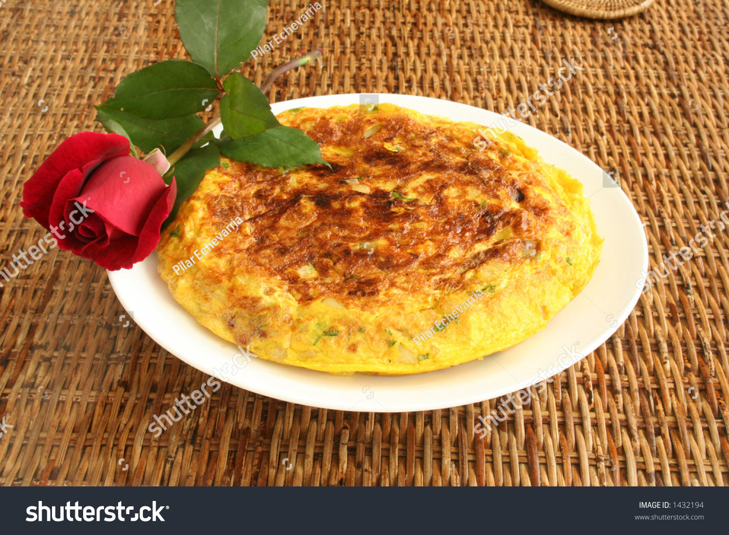 traditional-spanish-lunch-stock-photo-1432194-shutterstock