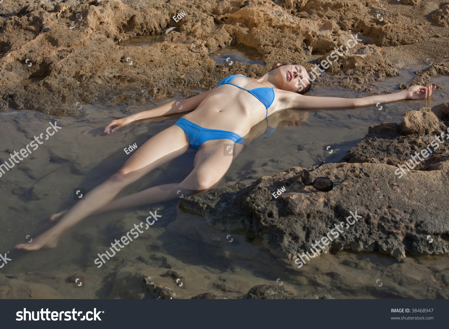 Unconscious Female Model Water Playing Drowned Stock Photo 26448 | Hot Sex  Picture