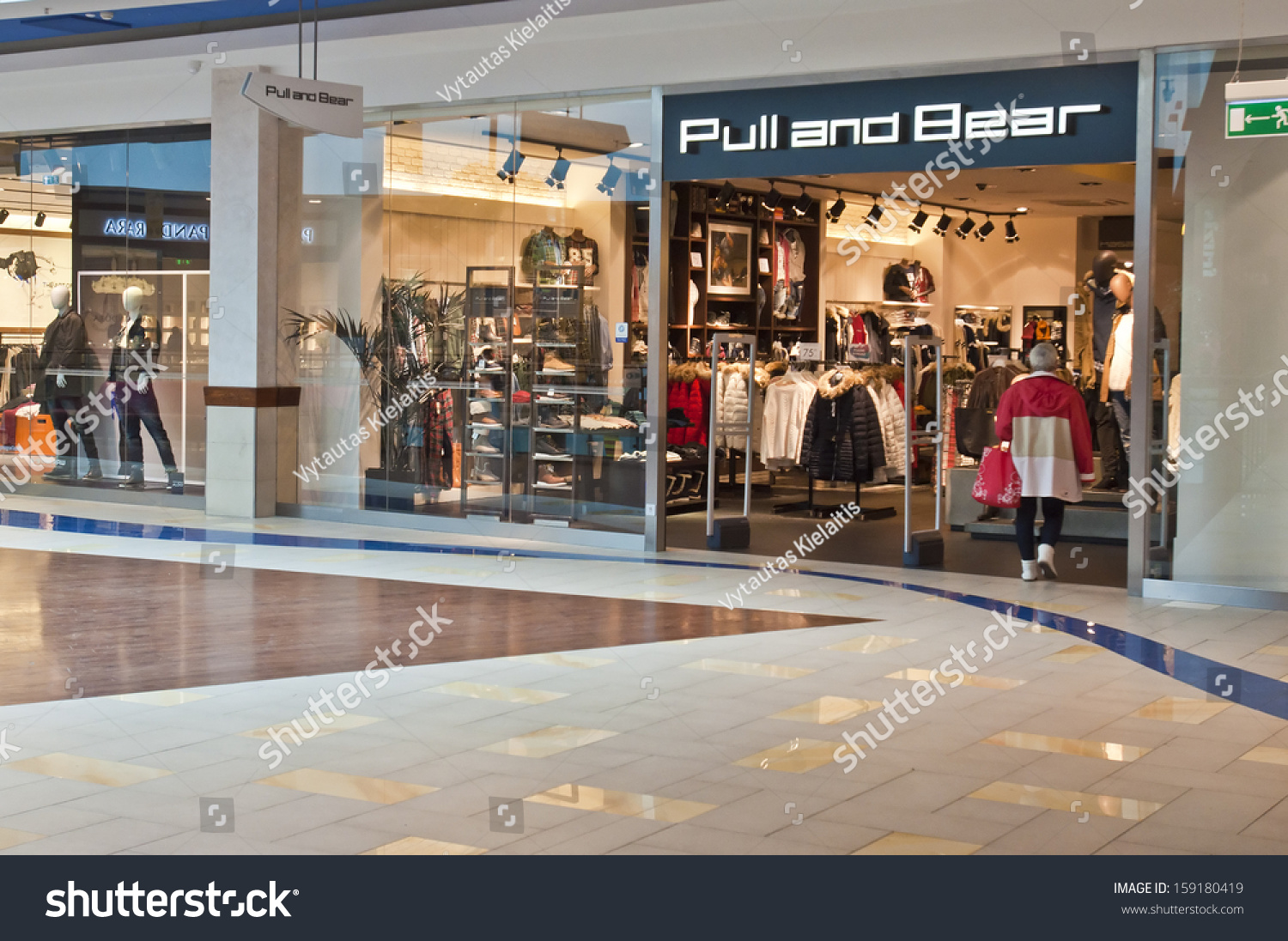 Pull and bear lithuania