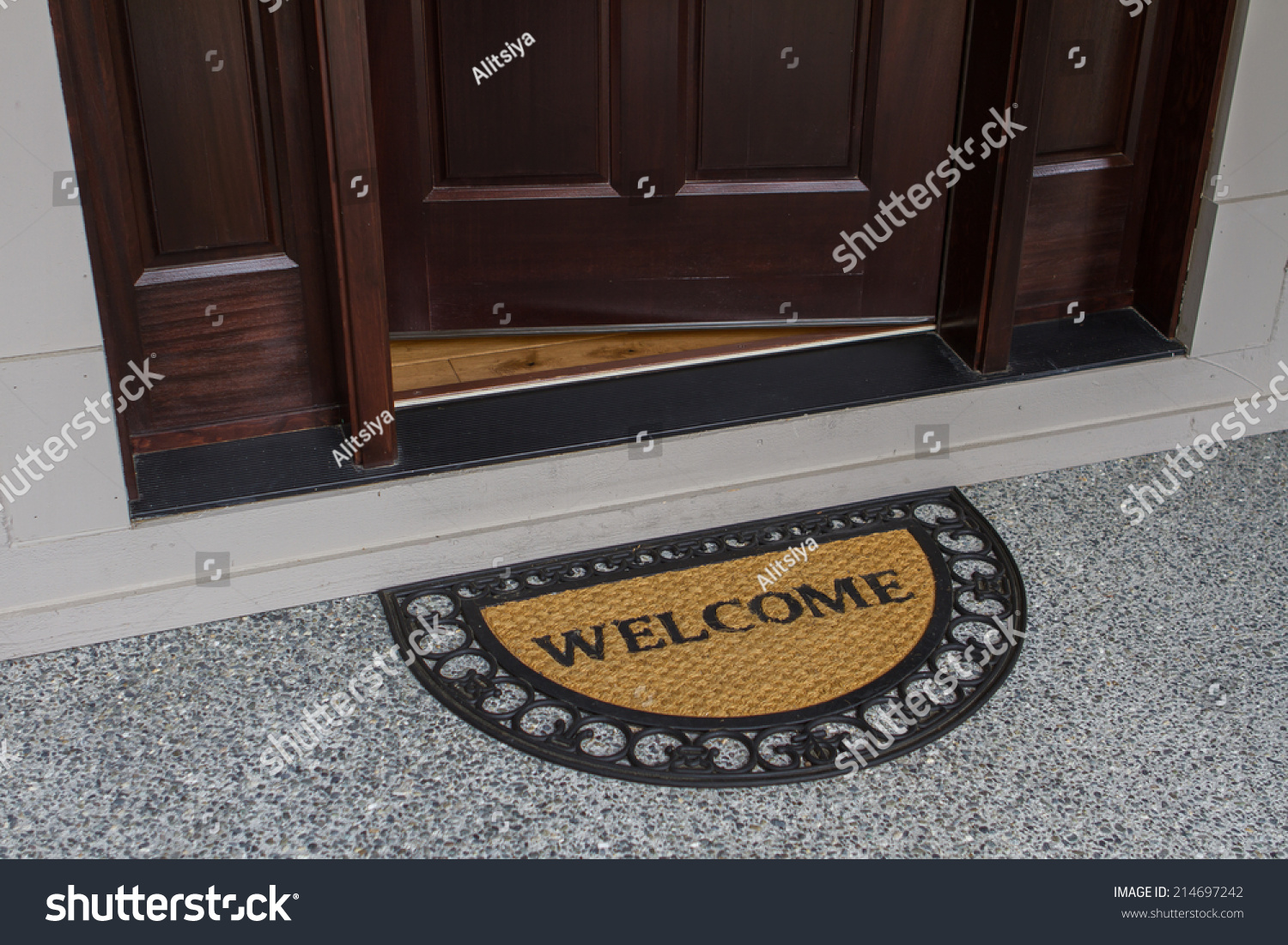Welcome Door Mat With Open Door Stock Photo 214697242 ...
